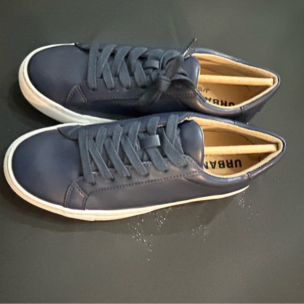NIB Urban Sport by J Slides Navy Luxe Lucinda Women’s Sneakers Sz 5.5‎ Comfy